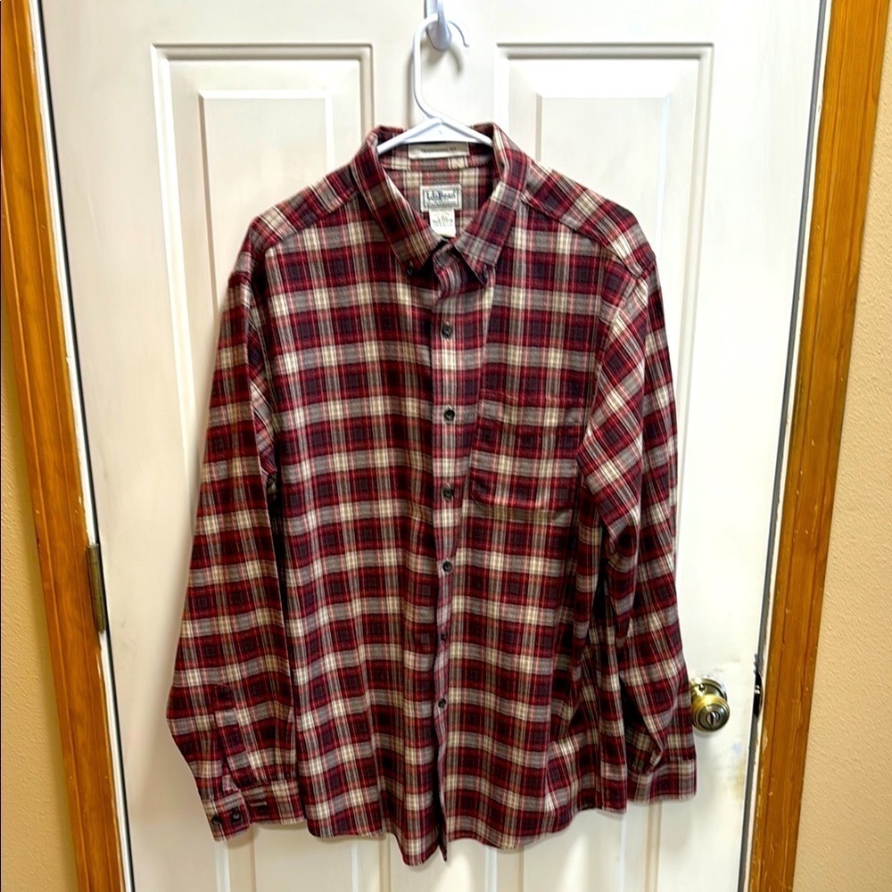 L.L. Bean Men's Red and Tan Traditional Fit Plaid Shirt size L